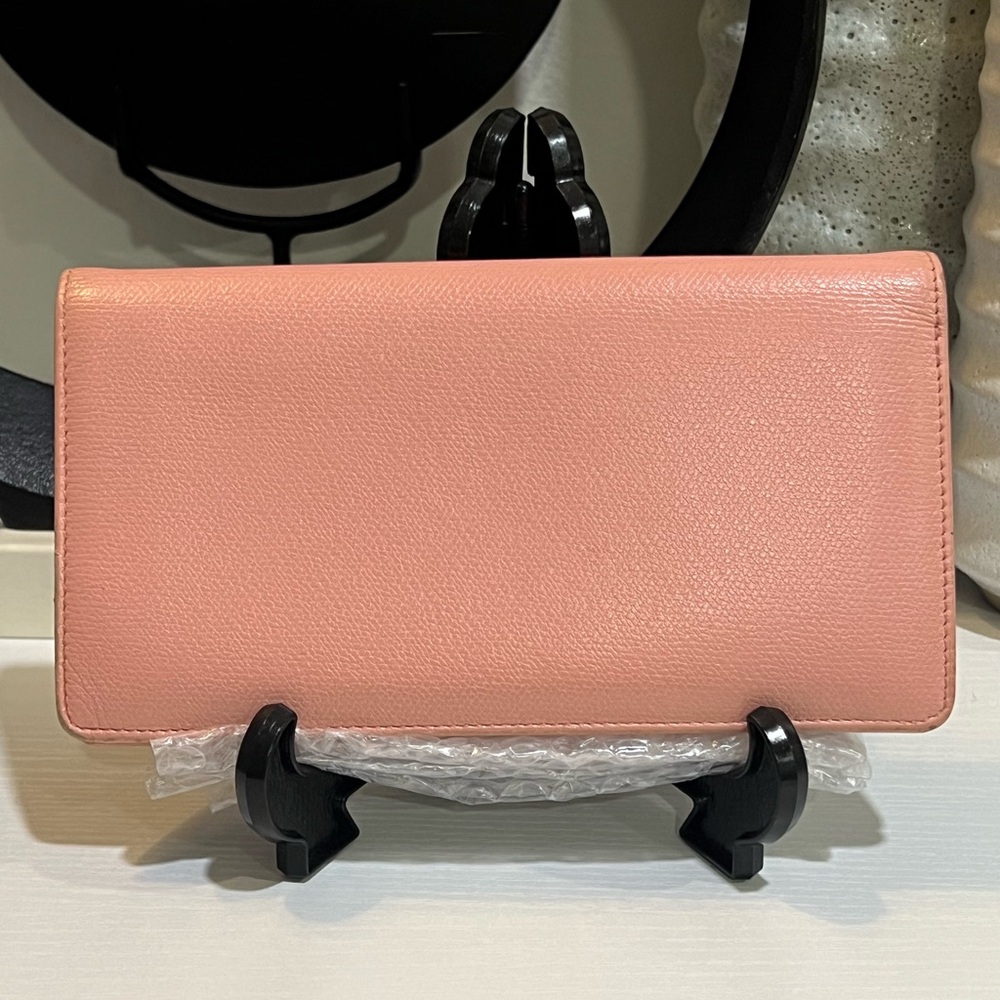 Chanel Leather Flap Wallet - Full Inclusion - Picture 3 of 13